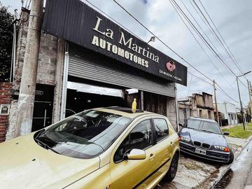 Depósito en venta - 2 Dormitorios 2 Baños - Monoambiente - Cocheras - 510Mts2 - La Plata