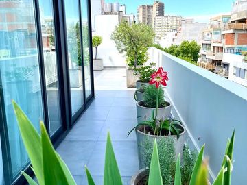 Espectacular departamento con terraza propia. 4 ambientes