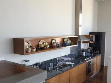 Espectacular departamento con terraza propia. 4 ambientes