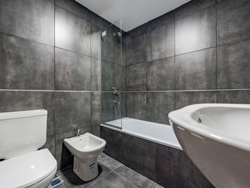 VENTA/PERMUTA - Departamento exclusivo - 2 habitaciones con Cochera - Puerto Norte, Rosario.