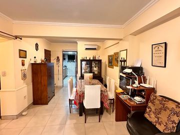 Departamento de 2 dormitorios + dependencia, Av. Sarmiento al 200, Barrio Norte