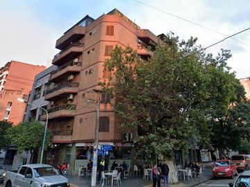 Departamento de 2 dormitorios + dependencia, Av. Sarmiento al 200, Barrio Norte