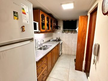 Departamento de 2 dormitorios + dependencia, Av. Sarmiento al 200, Barrio Norte