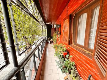 Departamento de 2 dormitorios + dependencia, Av. Sarmiento al 200, Barrio Norte