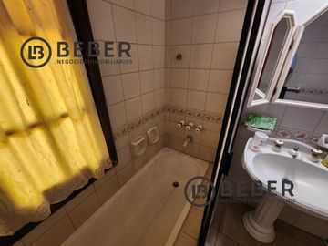 Venta chalet 8 ambientes, Los Troncos, Mar del Plata