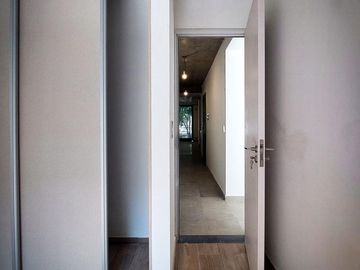 DEPARTAMENTO DE DOS DORMITORIOS VENTA PATIO EXCLUSIVO ABASTO ROSARIO