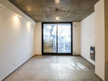 DEPARTAMENTO DE DOS DORMITORIOS VENTA PATIO EXCLUSIVO ABASTO ROSARIO