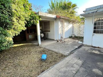 Casa 4 ambientes con jardin y patio en venta - Ituzaingó Norte