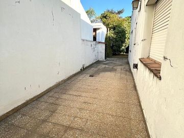 Casa 4 ambientes con jardin y patio en venta - Ituzaingó Norte