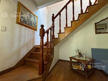 Exc Chalet en PH 4 Amb C/ Terraza, Patio, Balcon, Garaje o Local Ideal Renta
