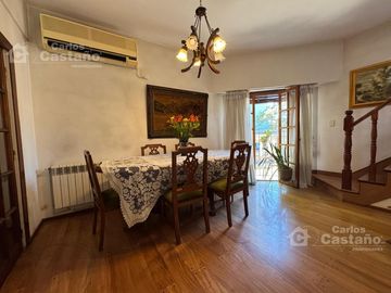 Exc Chalet en PH 4 Amb C/ Terraza, Patio, Balcon, Garaje o Local Ideal Renta