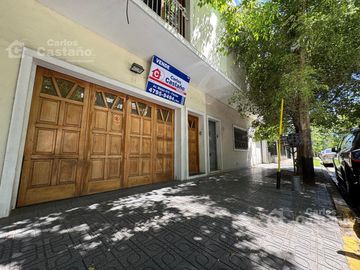 Exc Chalet en PH 4 Amb C/ Terraza, Patio, Balcon, Garaje o Local Ideal Renta