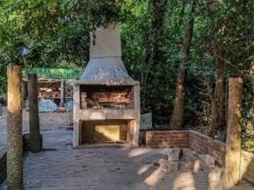 Quinta en venta - 4 Dormitorios 3 Baños - 2.304Mts2 - Virrey del Pino