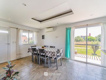 Venta - Casa 4 ambientes - PARQUE - Camet Norte