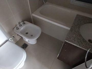 Departamento 2 amb. en Banfield Este