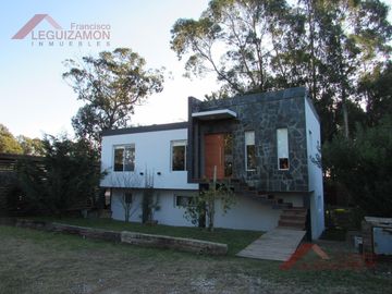 Casa en  RUTA 11 KILOMETRO 300- ACEPTA PERMUTA