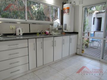 Casa en  RUTA 11 KILOMETRO 300- ACEPTA PERMUTA