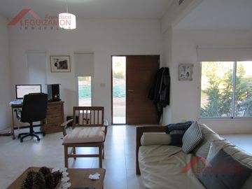 Casa en  RUTA 11 KILOMETRO 300- ACEPTA PERMUTA