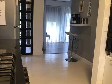 Casa en excelente estado, con un lote al Golf único de 930 m² con 40 mts de frente