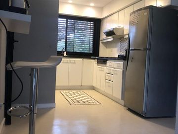 Casa en excelente estado, con un lote al Golf único de 930 m² con 40 mts de frente