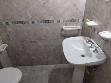 Casa en Venta Duplex Con Jardin y Parrilla Pilar