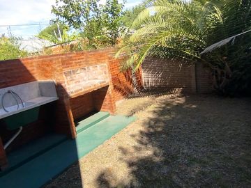 Casa en Venta Duplex Con Jardin y Parrilla Pilar