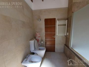 Casa 4 ambientes VENTA Parque Las Naciones