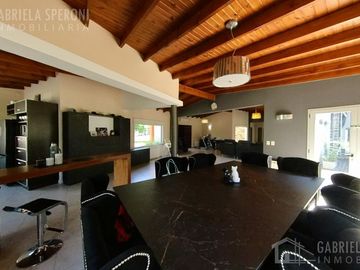 Casa 4 ambientes VENTA Parque Las Naciones