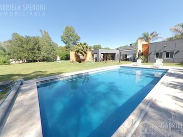 Casa 4 ambientes VENTA Parque Las Naciones
