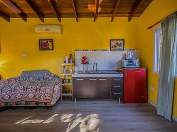 venta CASA QUINTA 4 AMBIENTES   - CASA DE HUESPEDES