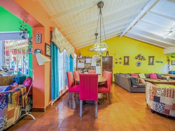 venta CASA QUINTA 4 AMBIENTES   - CASA DE HUESPEDES
