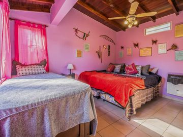 venta CASA QUINTA 4 AMBIENTES   - CASA DE HUESPEDES
