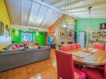 venta CASA QUINTA 4 AMBIENTES   - CASA DE HUESPEDES