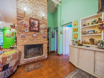 venta CASA QUINTA 4 AMBIENTES   - CASA DE HUESPEDES