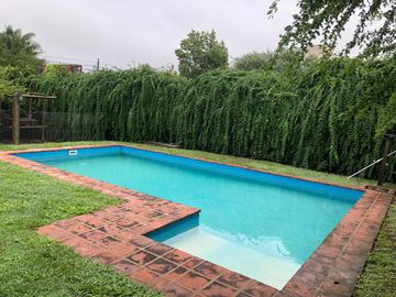 Villa Allende - 3 Dorm - Pileta - 1600mts2 de terreno