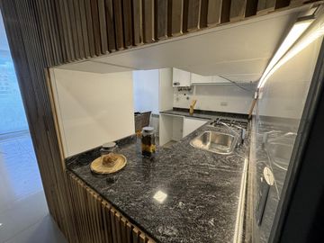 Departamentos de lujo a estrenar en General Paz, edificio Alto paz tower, 1 y 2 dormitorios con Amenities.