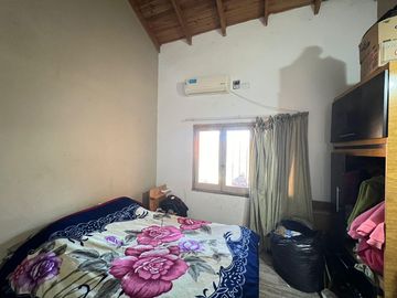 Casa en Ezeiza - a terminar - amplio lote