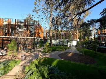 Locales con renta, en  venta - Exclusiva zona de Parque Leloir