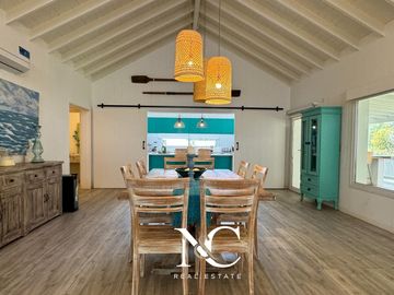 Casa en venta en Costa Esmeralda a metros del mar