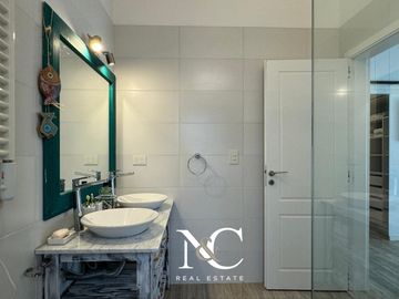 Casa en venta en Costa Esmeralda a metros del mar