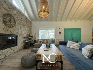 Casa en venta en Costa Esmeralda a metros del mar