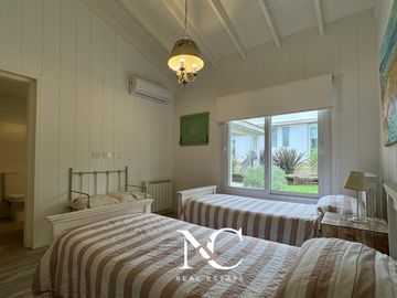 Casa en venta en Costa Esmeralda a metros del mar