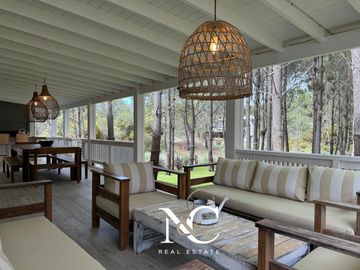 Casa en venta en Costa Esmeralda a metros del mar