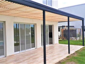 VENTA CON RENTA, CASA en El Canton - Escobar IMPECABLE