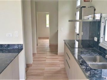 VENTA CON RENTA, CASA en El Canton - Escobar IMPECABLE