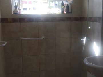 Casa en venta - 1 Dormitorio 1 Baño - 2.315Mts2 - Exaltación de La Cruz