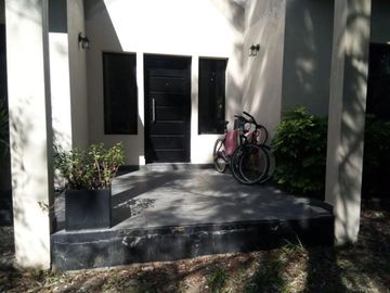 Quinta en venta - 2 Dormitorios 1 Baño - 1,000 mts2 - Barrio El Rodeo