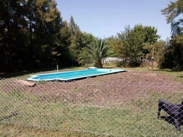 Quinta en venta - 2 Dormitorios 1 Baño - 1,000 mts2 - Barrio El Rodeo