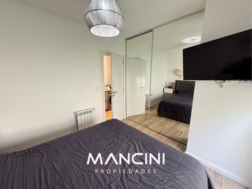 Departamento en venta de 2 ambientes con patio - Villa Ballester Centro