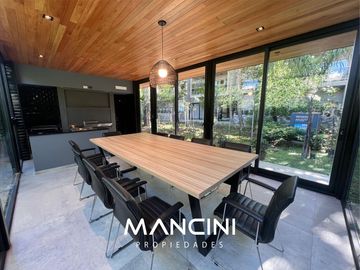 Departamento en venta de 2 ambientes con patio - Villa Ballester Centro